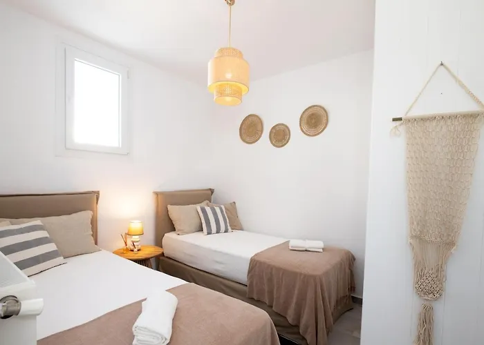 Sunny Villa Roselani